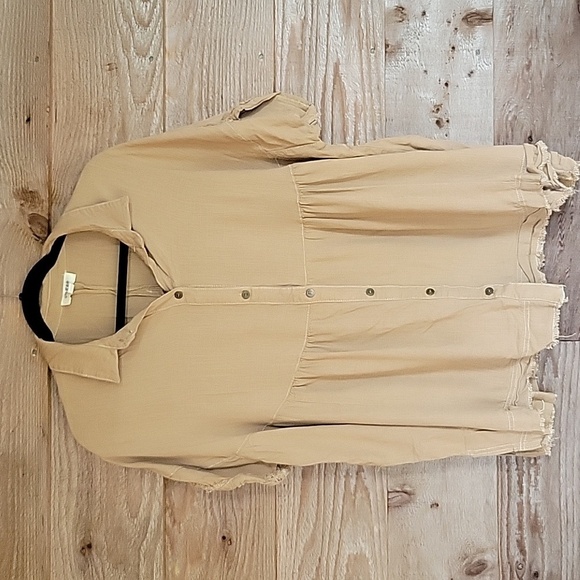 Umgee Size Small Latte Collared Button Up Tiered Side Slit and Frayed Hem Top - Picture 1 of 8